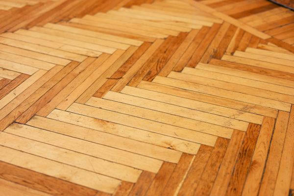Choisissez votre parquet à Nantes : conseils et matériaux variés
